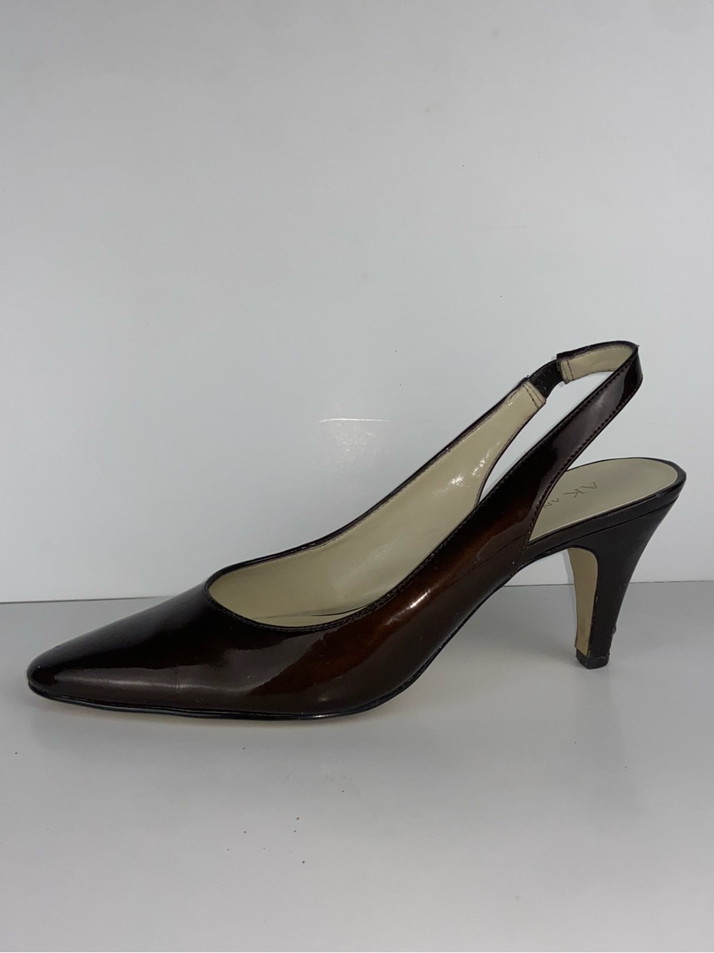 Brown Patent Slingback Heels Size 8.5 Anne Klein